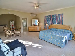 Tropical Lagoon Resort