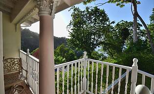 Tropical Lagoon Resort