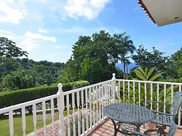 Tropical Lagoon Resort