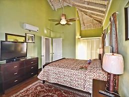 Tropical Lagoon Resort