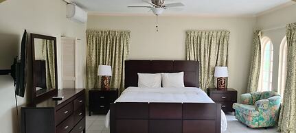 Tropical Lagoon Resort