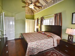 Tropical Lagoon Resort