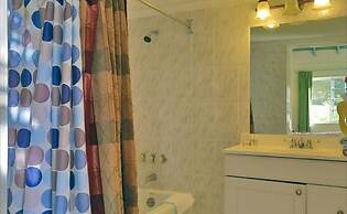 Tropical Lagoon Resort