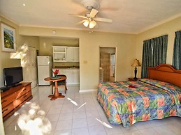 Tropical Lagoon Resort