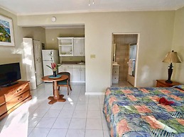 Tropical Lagoon Resort