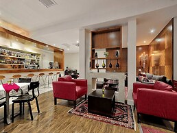 Ascot Boutique Hotel