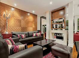 Ascot Boutique Hotel