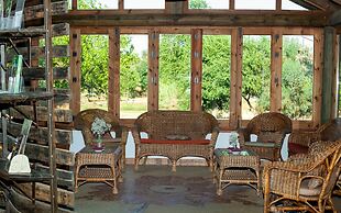 Ardea Purpurea Lodge