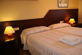 Hostal Acella