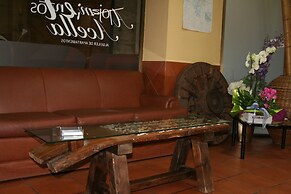 Hostal Acella