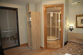Hostal Acella