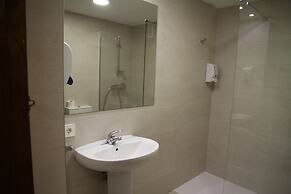 Hostal Acella