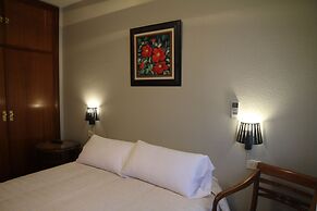 Hostal Acella