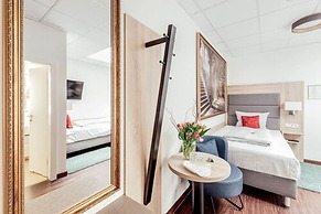 Pallas Hotel