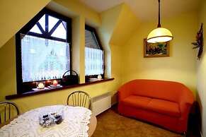 VISITzakopane Rainbow Apartments