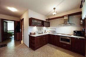 VISITzakopane Rainbow Apartments