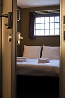 Hotel Oostereiland - Gevangenis Hotel