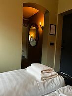 Hotel Oostereiland - Gevangenis Hotel