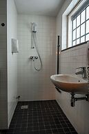 Hotel Oostereiland - Gevangenis Hotel