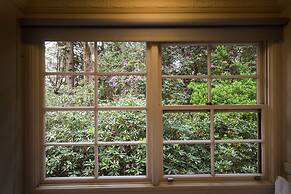 Federation Gardens & Possums Hideaway