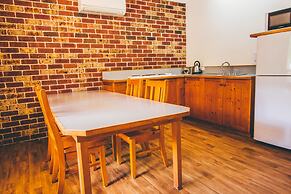 Federation Gardens & Possums Hideaway