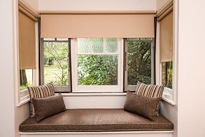 Federation Gardens & Possums Hideaway