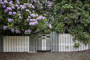 Federation Gardens & Possums Hideaway