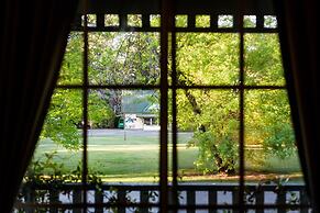 Federation Gardens & Possums Hideaway