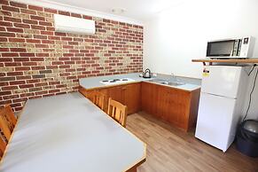 Federation Gardens & Possums Hideaway