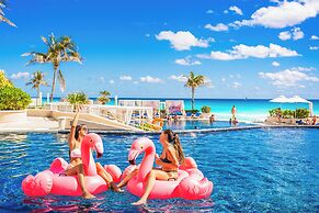 Sandos Cancún All Inclusive - Adults Only