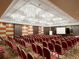 DS Clarks Inn Gurgaon