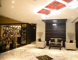 DS Clarks Inn Gurgaon