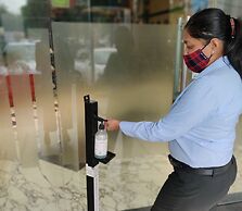 DS Clarks Inn Gurgaon