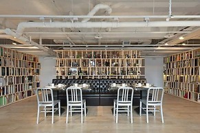 amba TAIPEI XIMENDING