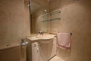 Oceanografic & Spa Apartments