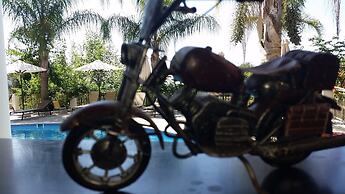 Filoxenia Sea & View