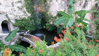 Filoxenia Sea & View