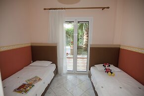 Filoxenia Sea & View