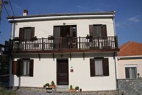 Thalia Rooms Guest House