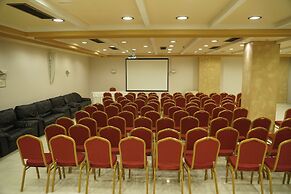 Cactus Royal Resort & Spa