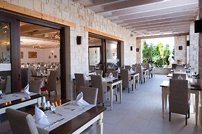 Cactus Royal Resort & Spa