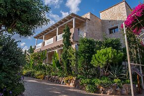 Cactus Royal Resort & Spa