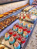 Cactus Royal Resort & Spa