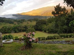 Hotel Alto Palomo