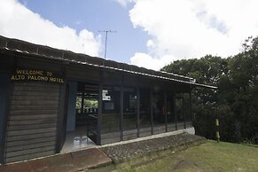 Hotel Alto Palomo