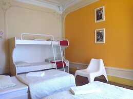 Refuge in Santa Marta Hostel