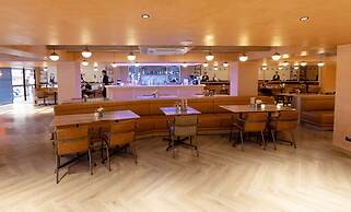 Myhotel CMYK Ratchada