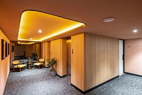 Myhotel CMYK Ratchada