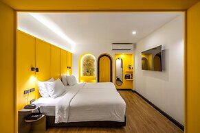 Myhotel CMYK Ratchada