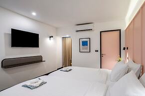 Myhotel CMYK Ratchada